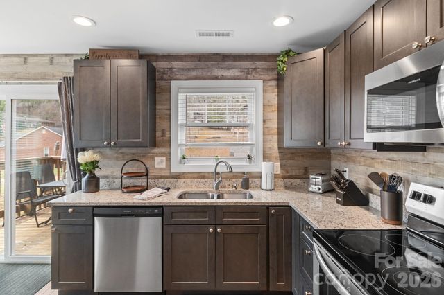 311 Jenna Clare Lane, Asheville, NC 28803