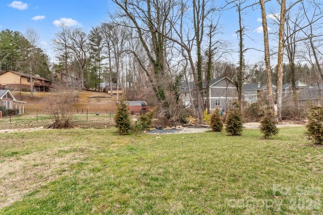 311 Jenna Clare Lane, Asheville, NC 28803