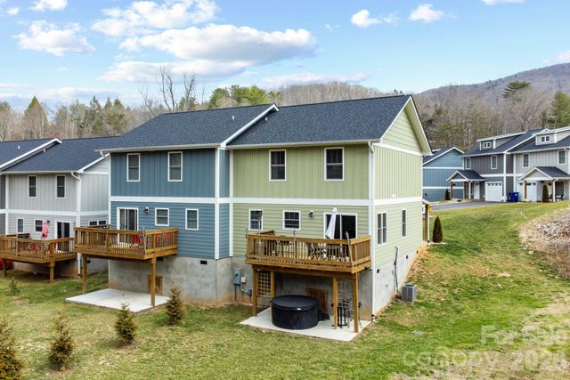311 Jenna Clare Lane, Asheville, NC 28803