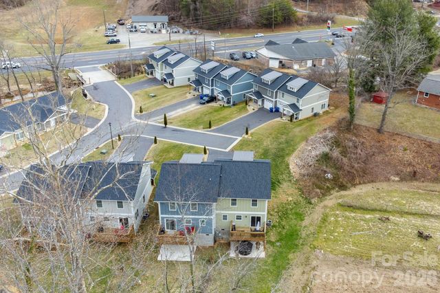 311 Jenna Clare Lane, Asheville, NC 28803