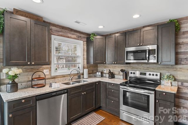 311 Jenna Clare Lane, Asheville, NC 28803