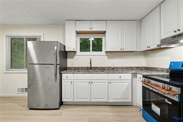 6186 Green Acres Drive SW, Covington, GA 30014