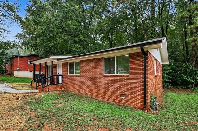 6186 Green Acres Drive SW, Covington, GA 30014