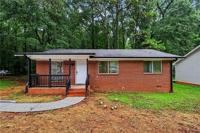 6186 Green Acres Drive SW, Covington, GA 30014