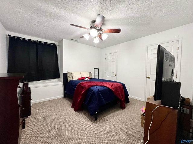 3392 Cedar Lane, Guntersville, AL 35976