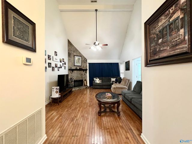 3392 Cedar Lane, Guntersville, AL 35976