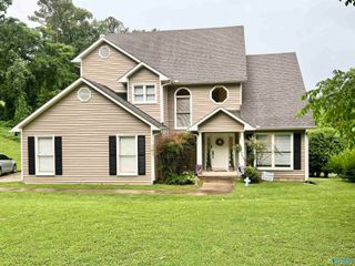 3392 Cedar Lane, Guntersville, AL 35976