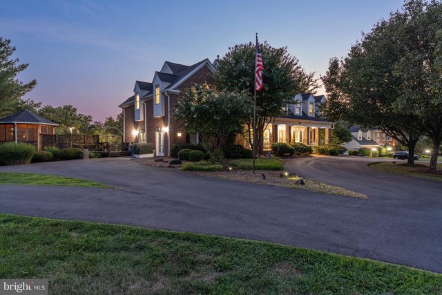 5340 CHANDLEY FARM CIR, Centreville, VA 20120