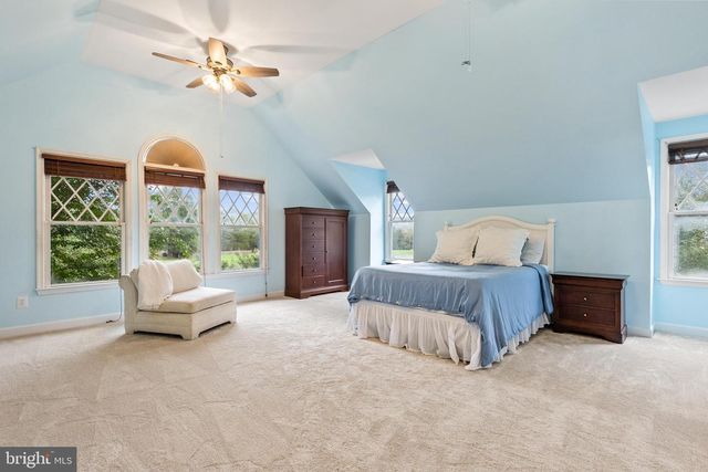 5340 CHANDLEY FARM CIR, Centreville, VA 20120