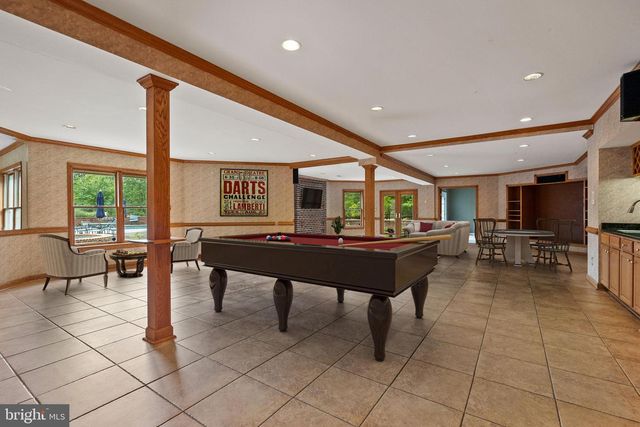 5340 CHANDLEY FARM CIR, Centreville, VA 20120