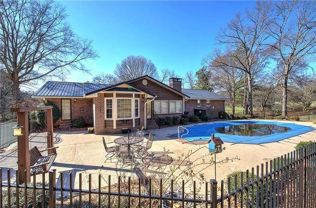 408 Mac Johnson Road NW, Cartersville, GA 30121