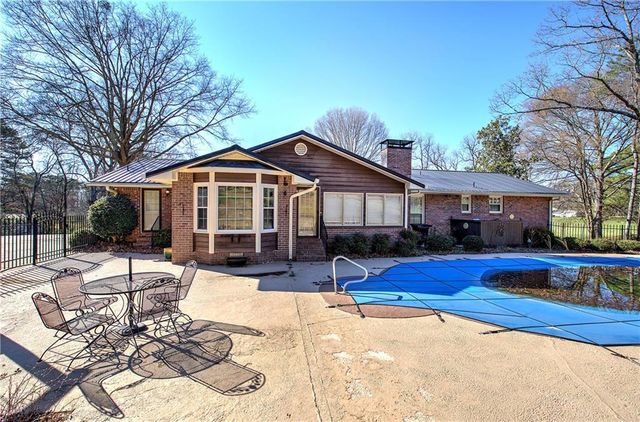 408 Mac Johnson Road NW, Cartersville, GA 30121