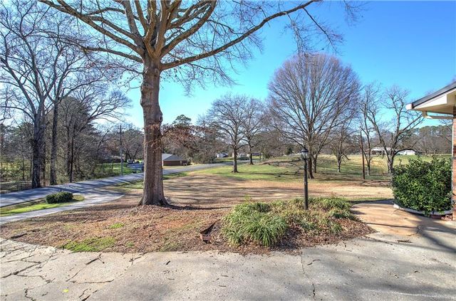 408 Mac Johnson Road NW, Cartersville, GA 30121