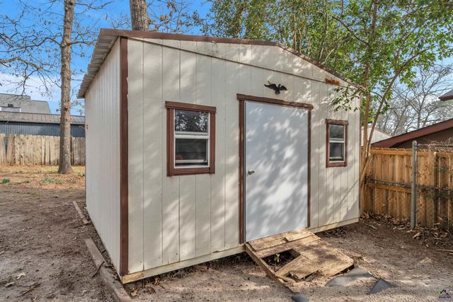 223 Highland Drive, Warner Robins, GA 31088