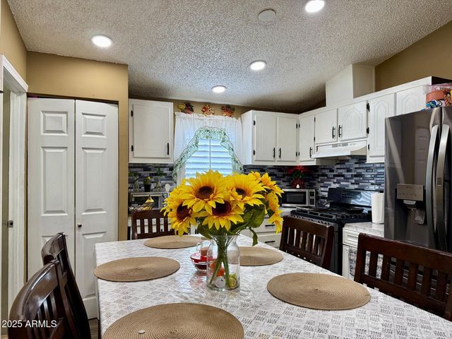 8218 S 7TH Street 168, Phoenix, AZ 85042