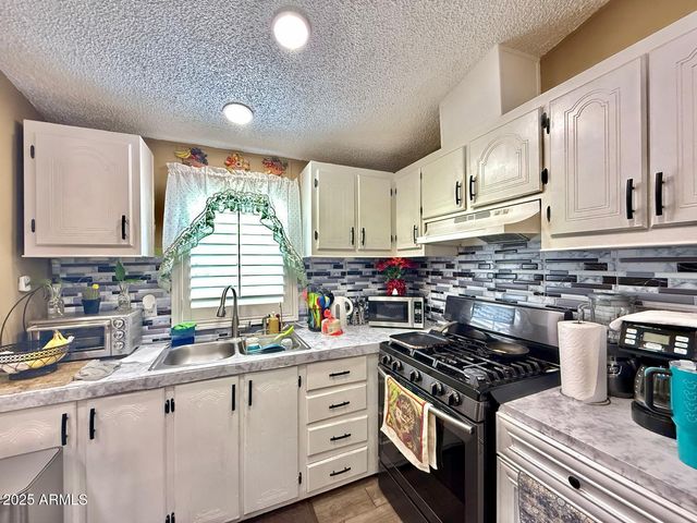 8218 S 7TH Street 168, Phoenix, AZ 85042