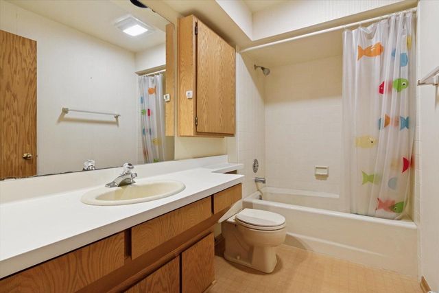 5846 Schumann Drive, Fitchburg, WI 53711