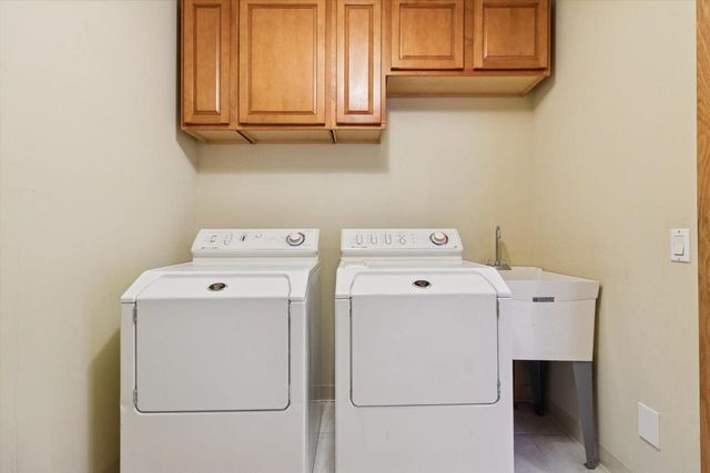 5846 Schumann Drive, Fitchburg, WI 53711