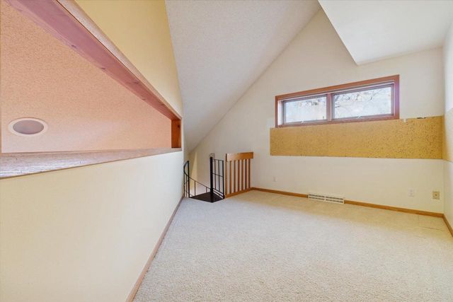 5846 Schumann Drive, Fitchburg, WI 53711