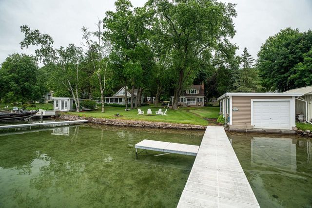 4727 Fontana Beach ROAD, West Bend, WI 53095