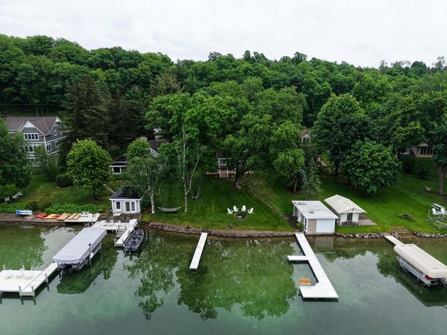 4727 Fontana Beach ROAD, West Bend, WI 53095