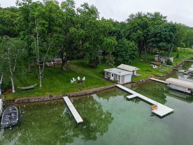 4727 Fontana Beach ROAD, West Bend, WI 53095