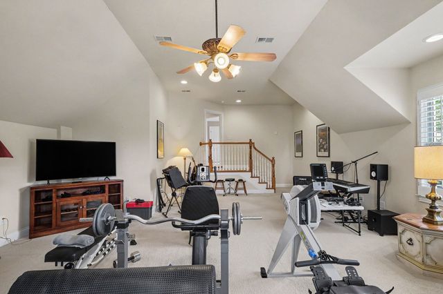 936 Plantation Blvd, Gallatin, TN 37066