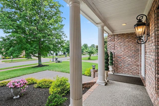 936 Plantation Blvd, Gallatin, TN 37066