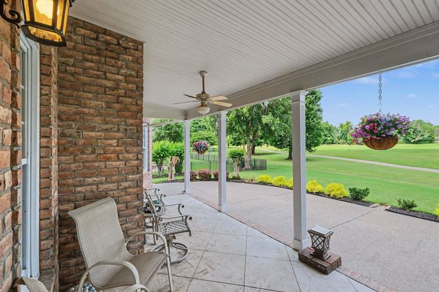 936 Plantation Blvd, Gallatin, TN 37066