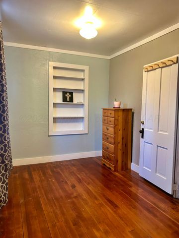 1426 S Main Street, Canadian, TX 79014