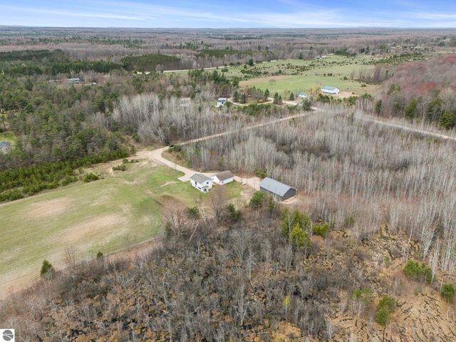 19279 St. Johns Road, Interlochen, MI 49643