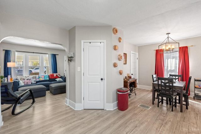 41 N Westview Avenue, Dayton, OH 45403