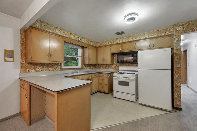 962 COPPENS ROAD, Green Bay, WI 54303