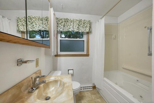 962 COPPENS ROAD, Green Bay, WI 54303