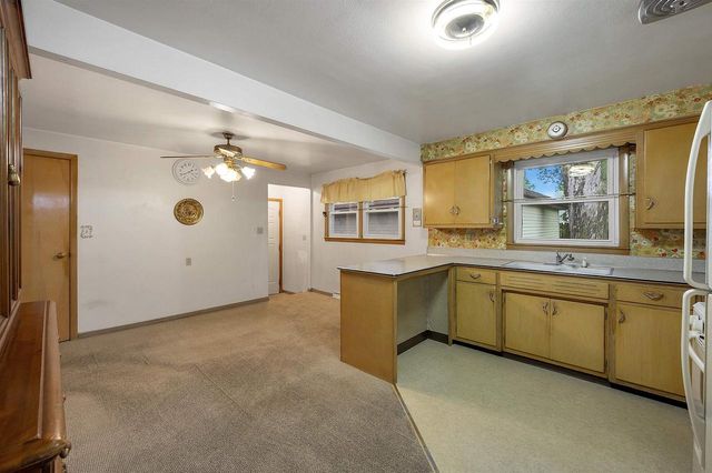 962 COPPENS ROAD, Green Bay, WI 54303