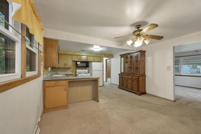 962 COPPENS ROAD, Green Bay, WI 54303