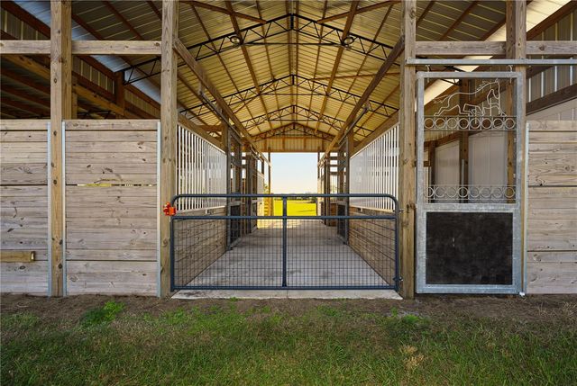 14010 COUNTY LINE ROAD, Myakka City, FL 34251