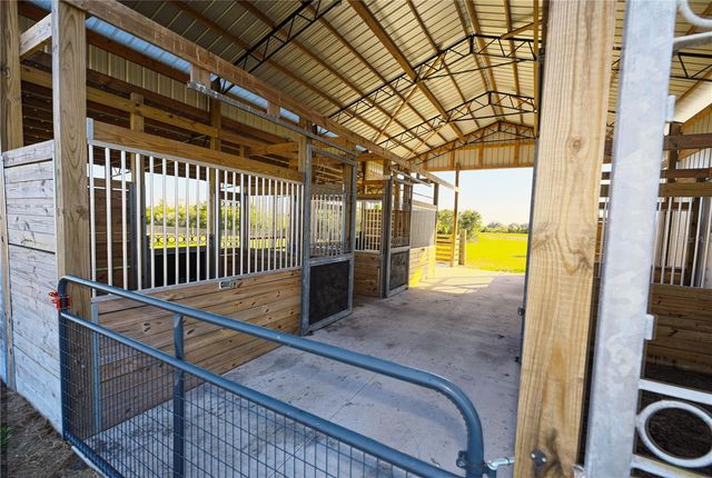 14010 COUNTY LINE ROAD, Myakka City, FL 34251