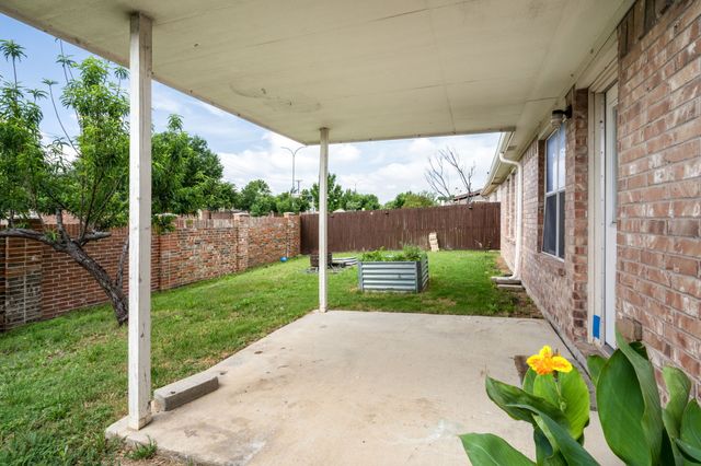 12152 Tacoma Ridge Drive, Fort Worth, TX 76244