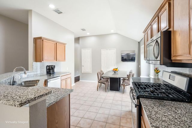 12152 Tacoma Ridge Drive, Fort Worth, TX 76244