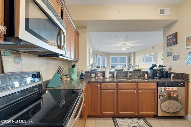 2801 RIDGEWOOD Avenue 1015, South Daytona, FL 32119