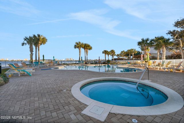 2801 RIDGEWOOD Avenue 1015, South Daytona, FL 32119