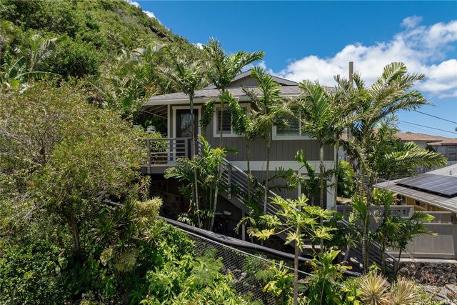 2123 10th Avenue D, Honolulu, HI 96816