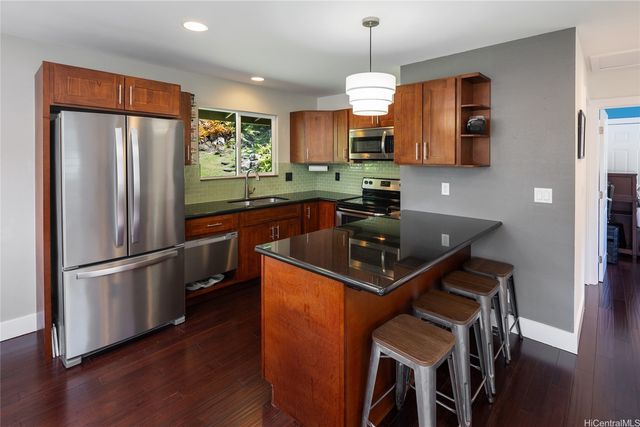 2123 10th Avenue D, Honolulu, HI 96816