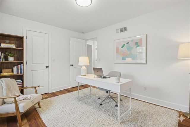 7221 Walnut Street, Kansas City, MO 64114