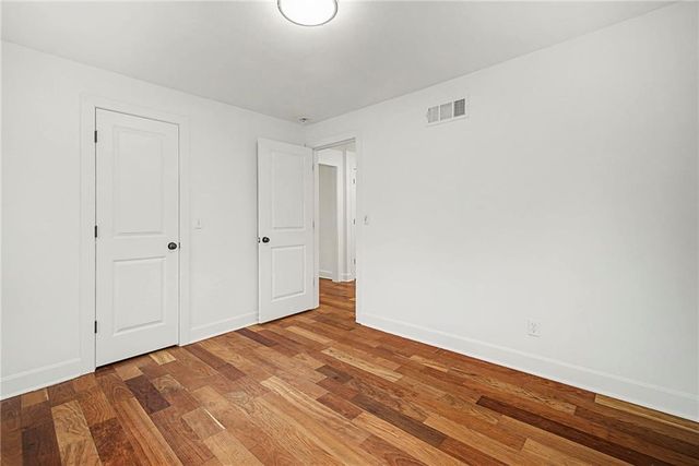 7221 Walnut Street, Kansas City, MO 64114