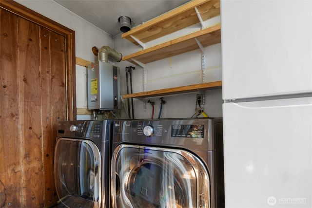 10407 133rd Avenue SE, Rainier, WA 98576