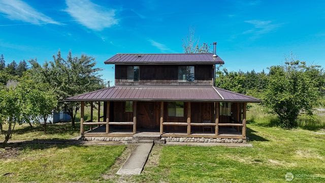 10407 133rd Avenue SE, Rainier, WA 98576