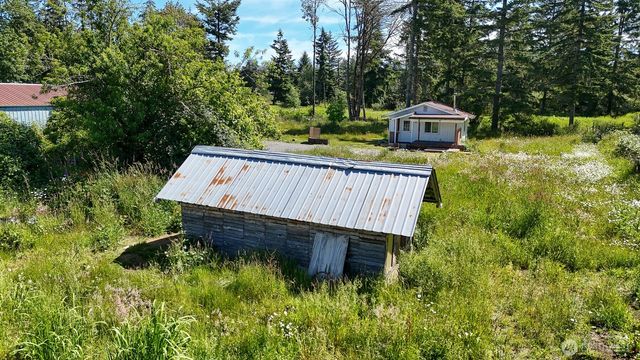 10407 133rd Avenue SE, Rainier, WA 98576