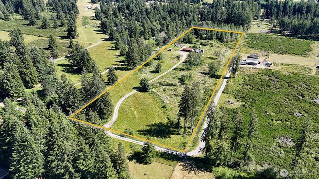 10407 133rd Avenue SE, Rainier, WA 98576